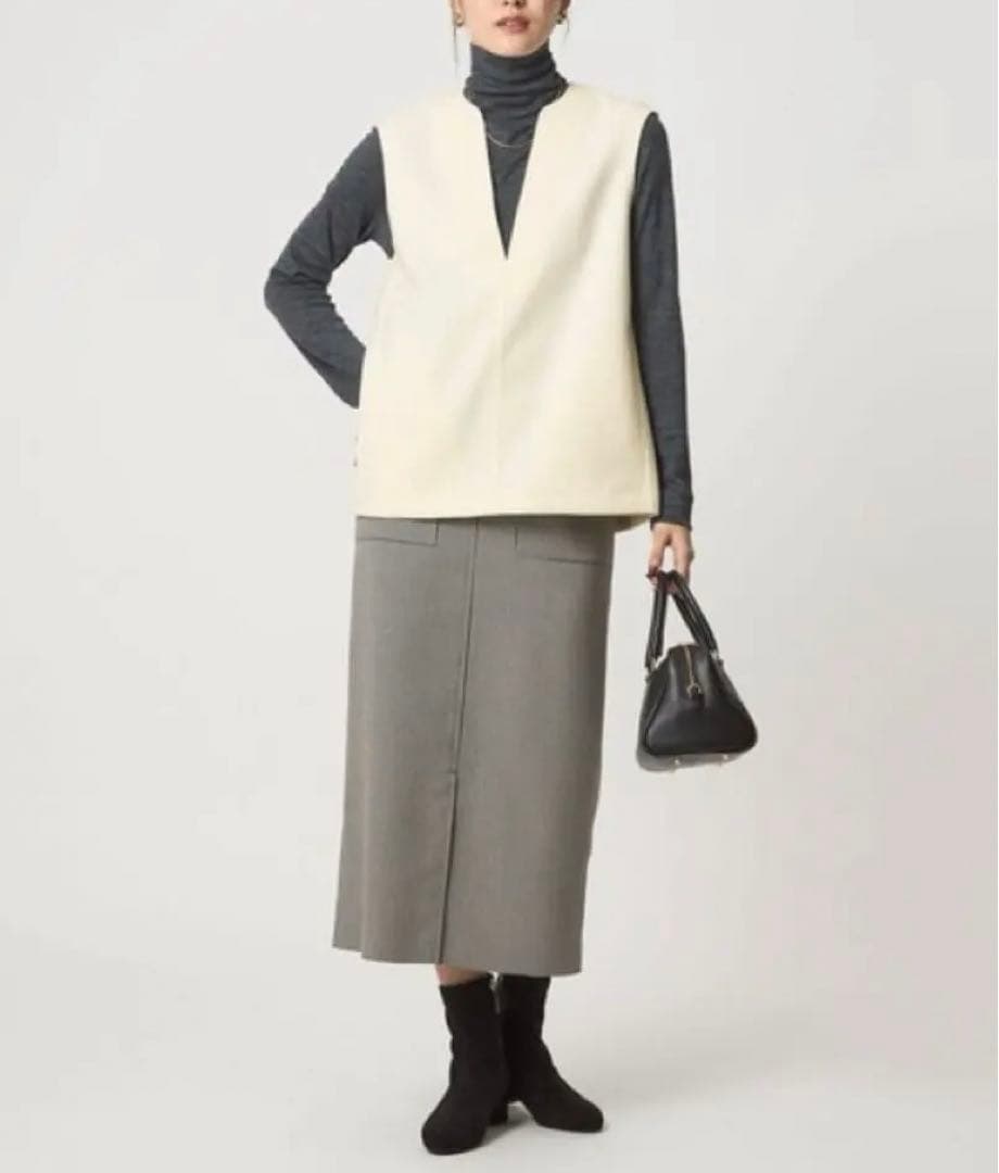 【試着のみ】グリーンレーベルリラクシング　アッシュクジャージー Vネック ベスト