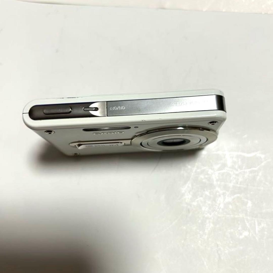 CASIO EX-S100 コンパクトデジタルカメラ ホワイト