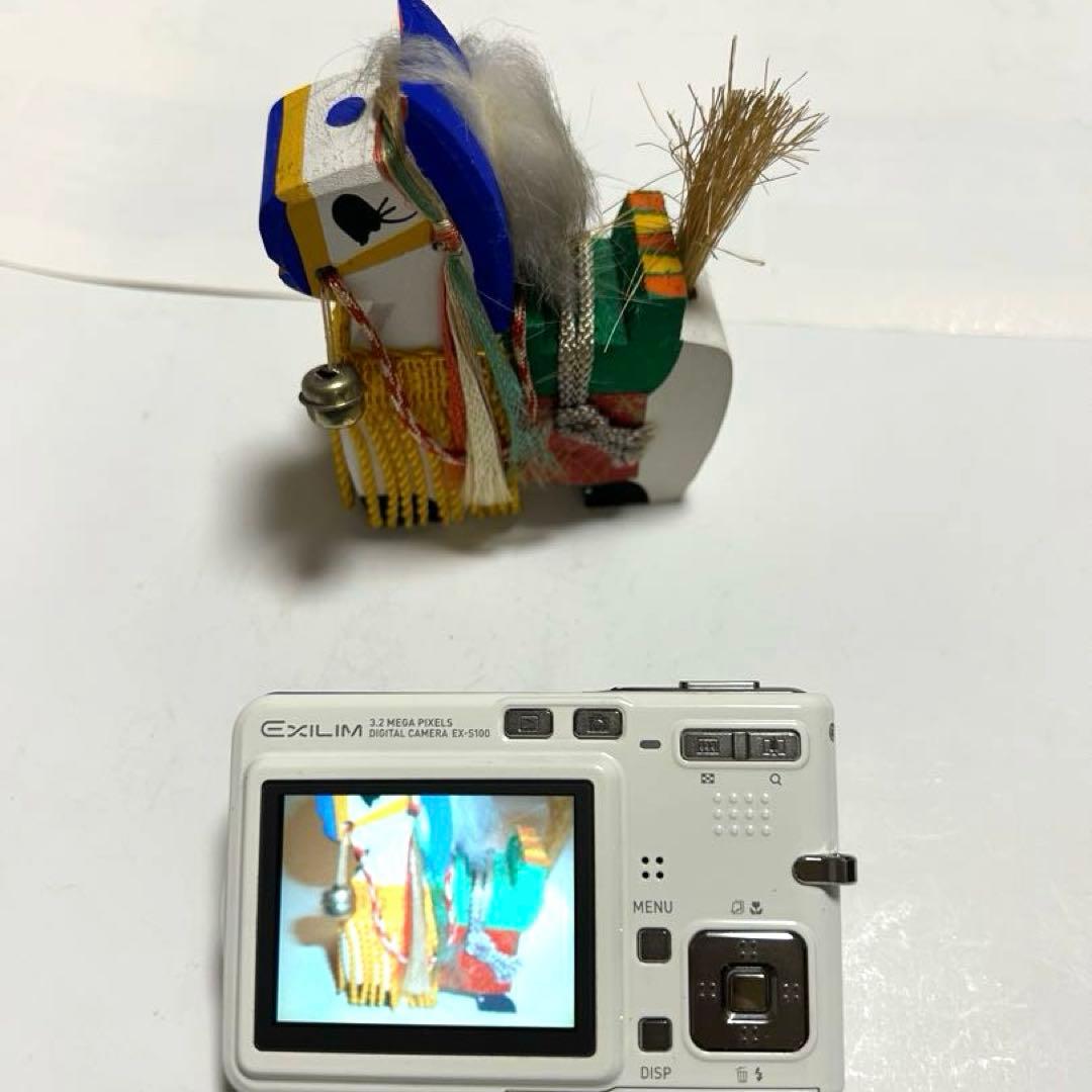 CASIO EX-S100 コンパクトデジタルカメラ ホワイト