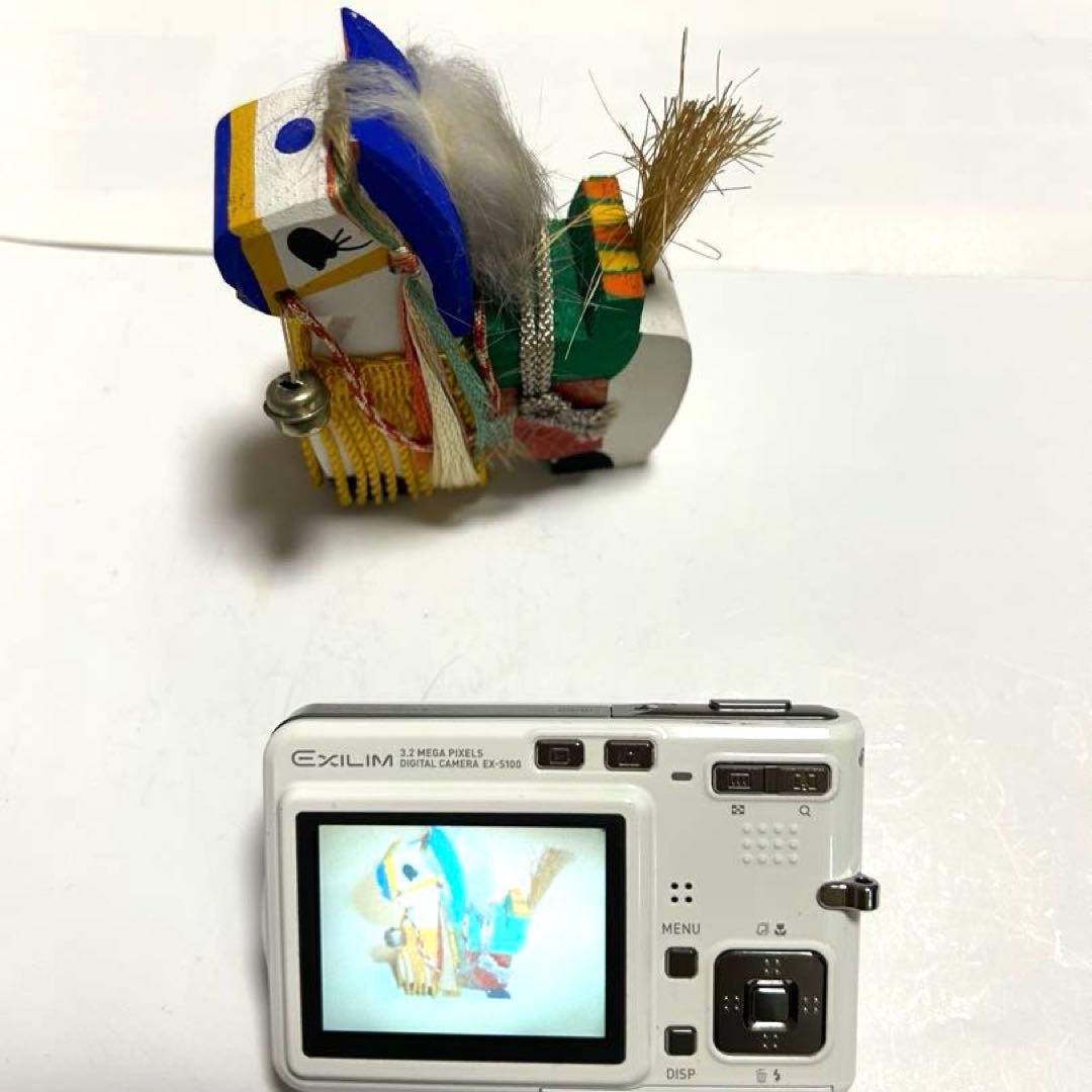 CASIO EX-S100 コンパクトデジタルカメラ ホワイト