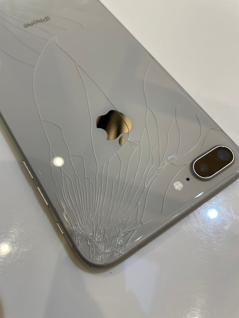 Apple iPhone 8 Plus シルバー MQ9L2J/A 64GB