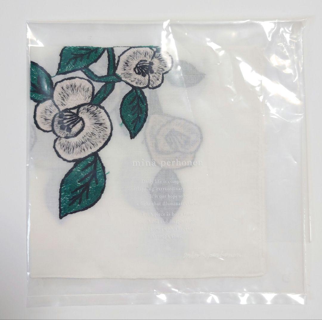 新品★ミナペルホネン ハンカチ スイングカメリア　swing camellia