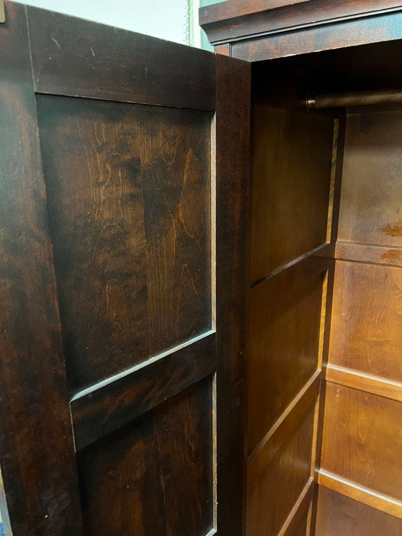 【北海道民芸家具】樺材ワードローブ｜無垢材の重厚感・収納家具