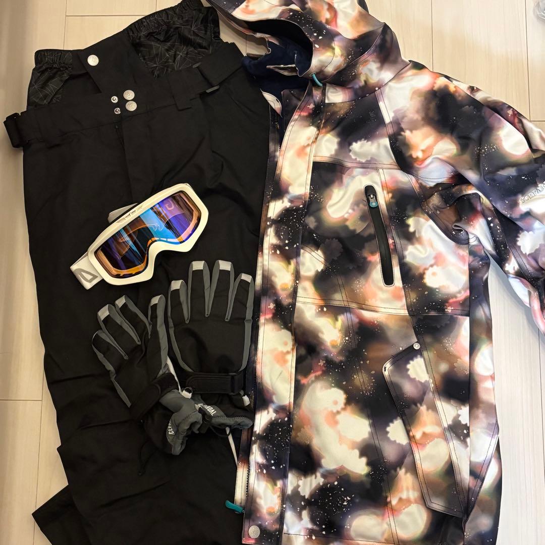 美品早い者勝ち！スノーボードウェア8点セット 女性Mサイズ