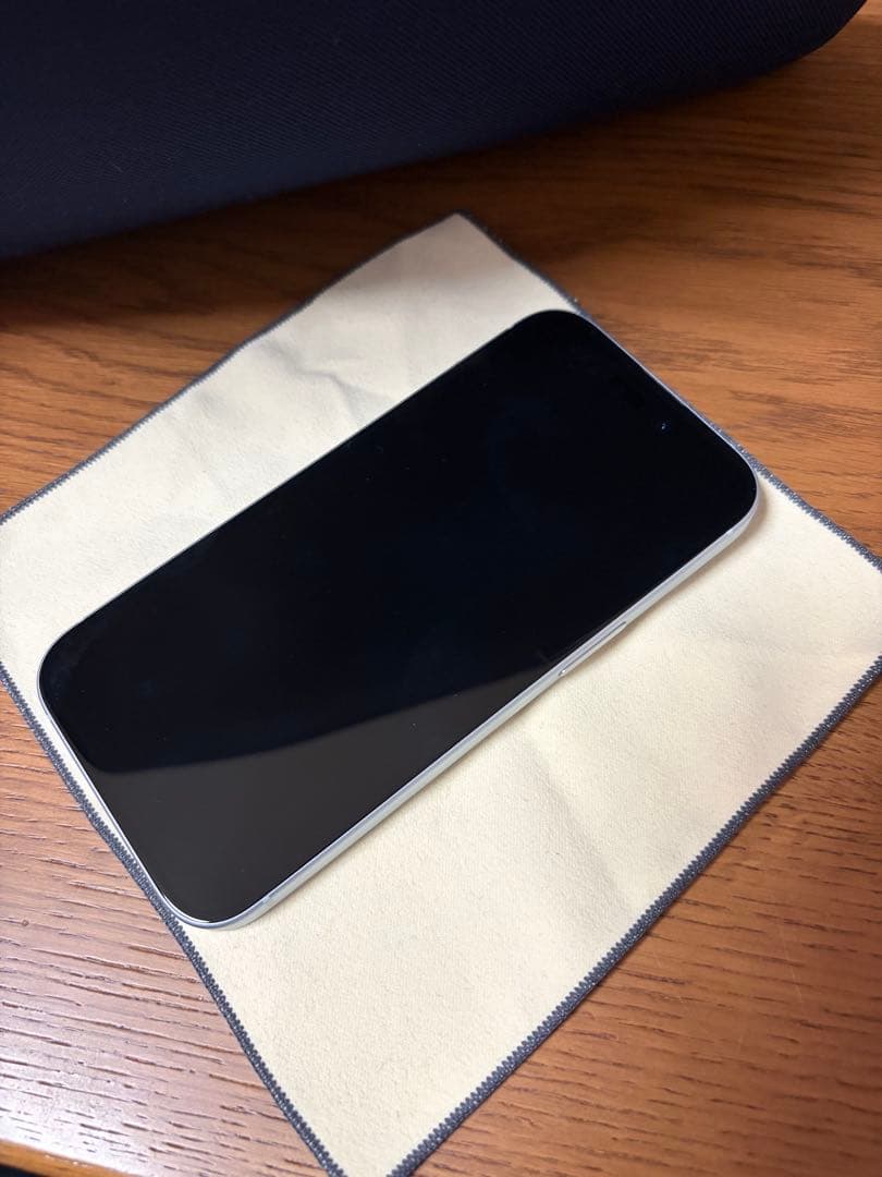 iPhone15 無印　256GB Apple store購入　美品❗️