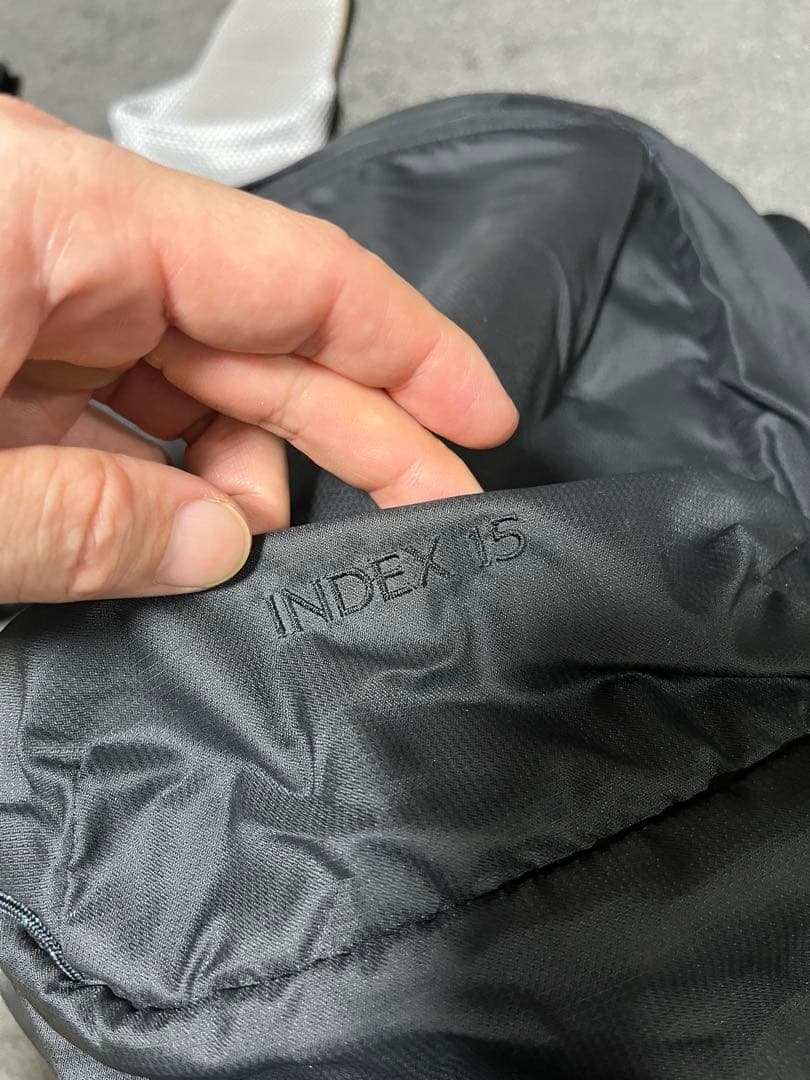 ARC'TERYX INDEX 15 ブラック バックパック