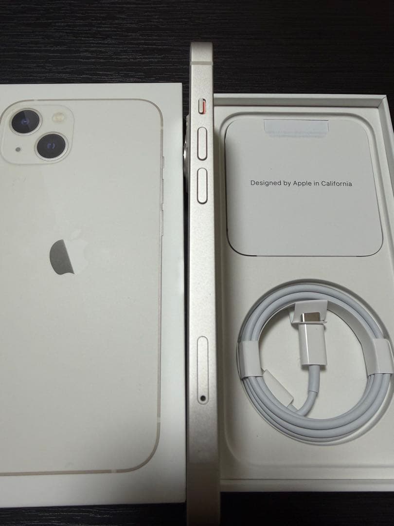 【極美品】iPhone 13 スターライト 128GB SIMフリー