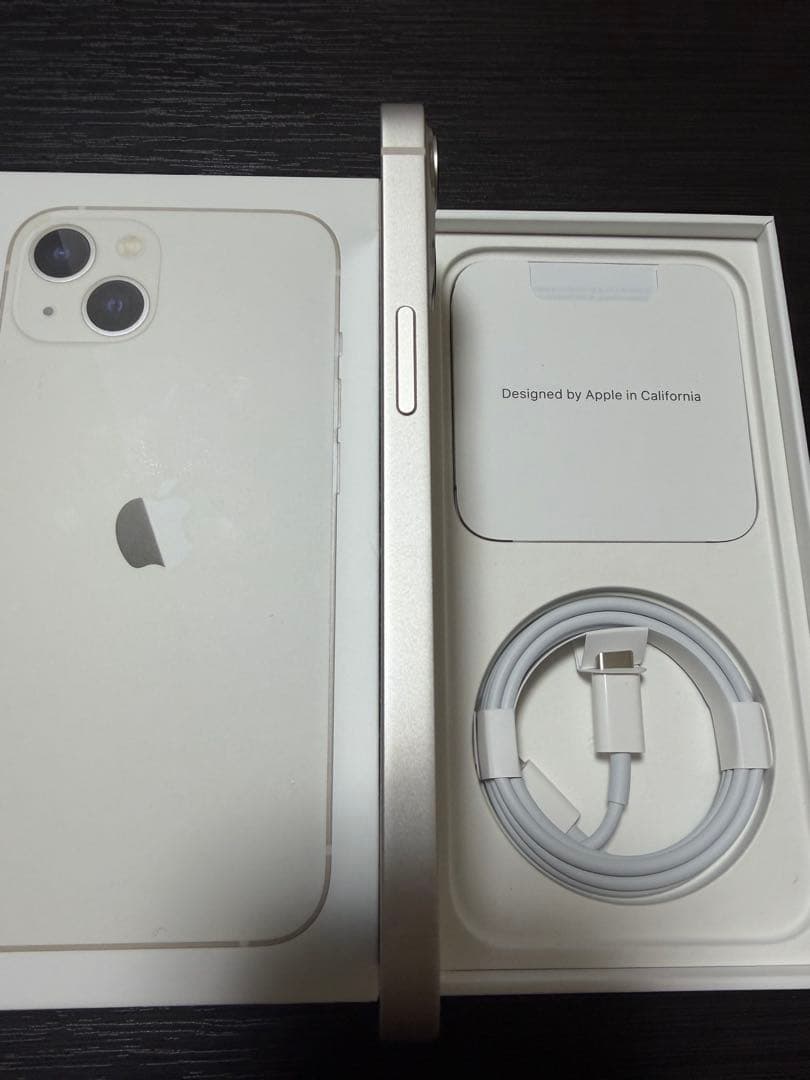 【極美品】iPhone 13 スターライト 128GB SIMフリー