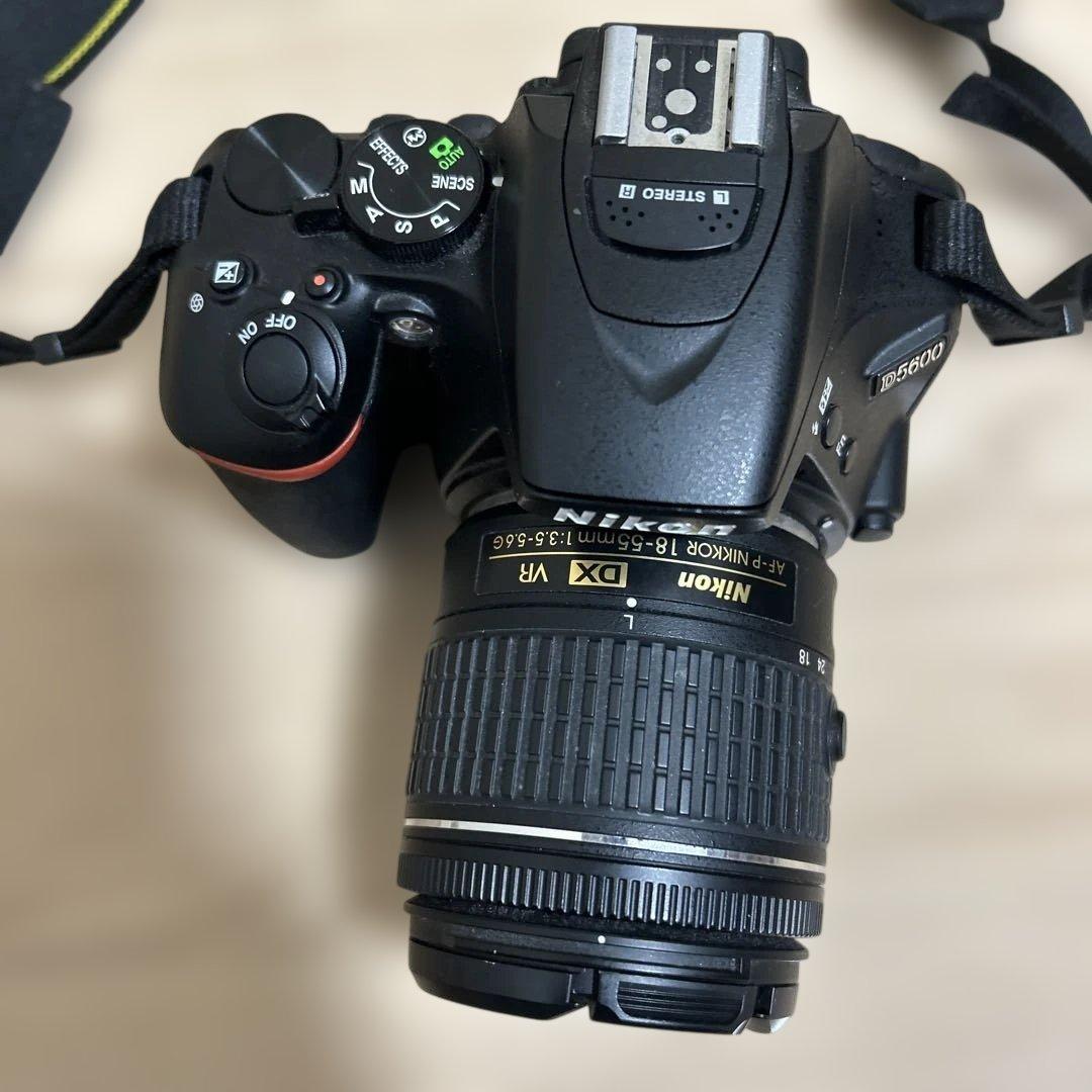 Nikon D5600 ダブルズームキット NIKKOR