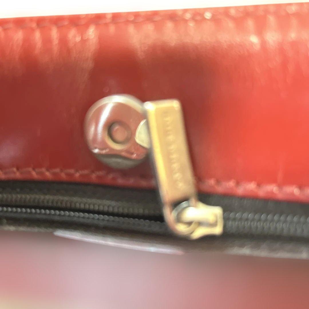 Burberry バッグ　革