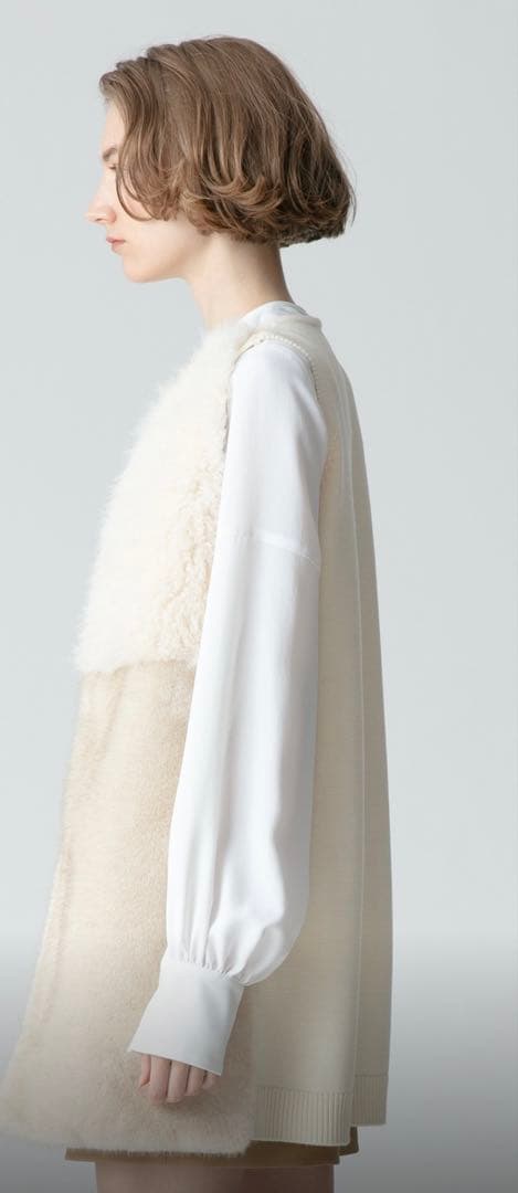 allureville★フェイクファーコンビニットジレ