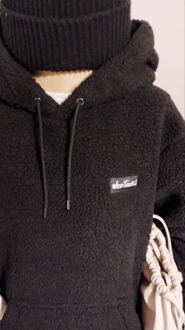 あきりこ様 C6820 wildthingsフーディーブラックコーデ