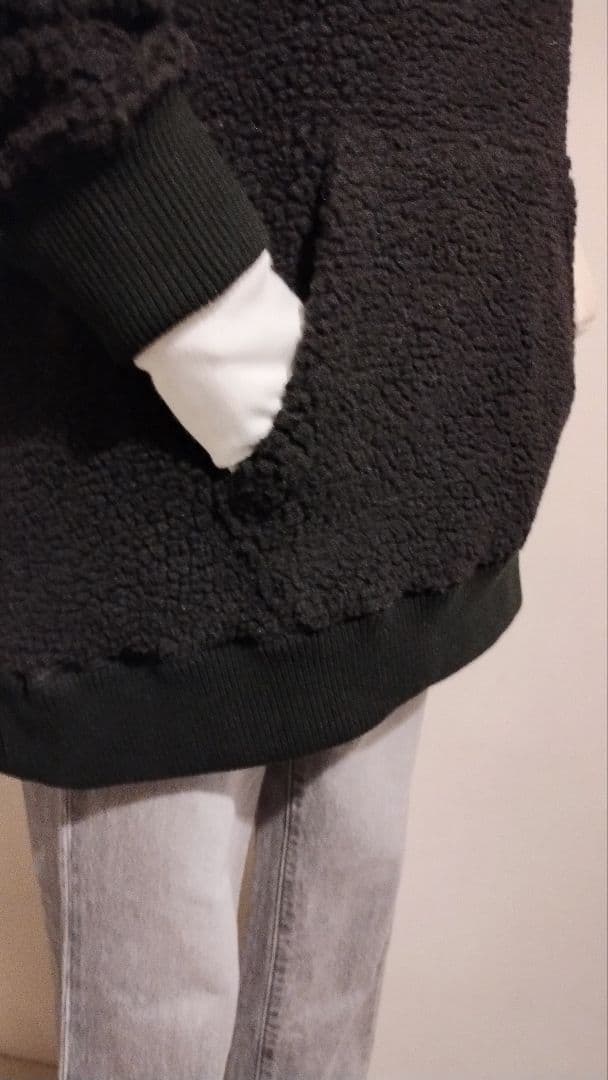 あきりこ様 C6820 wildthingsフーディーブラックコーデ