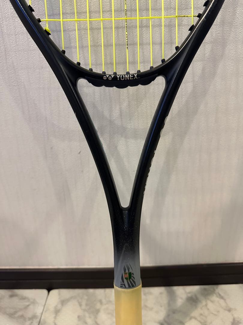 YONEX VOLTAAGE テニスラケット