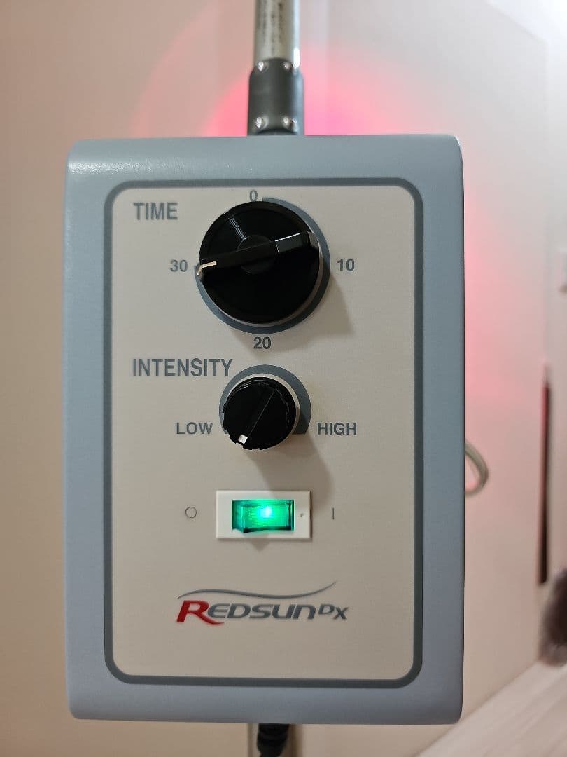 REDSUN DX 赤外線治療ランプ　赤外線治療