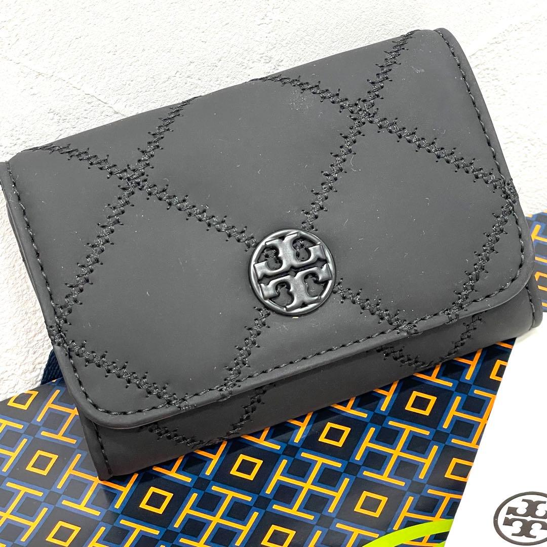 [新品] Tory Burch ブラック名刺入れ キルティング 黒