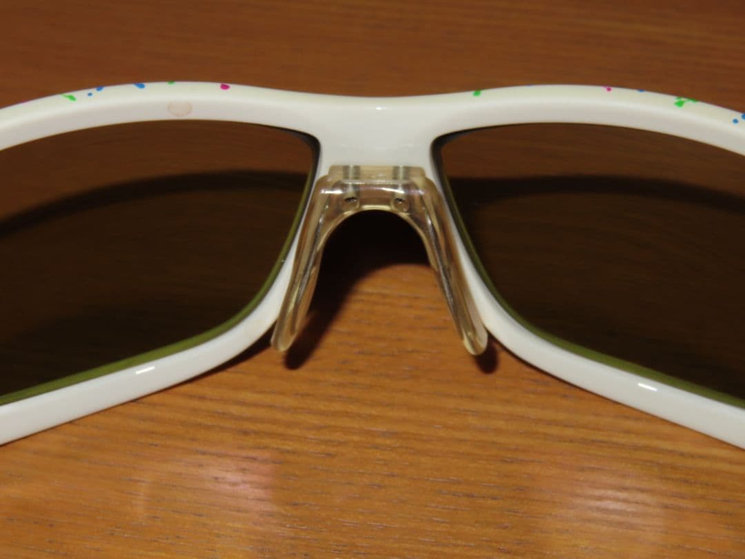 イヨケン/KIOB/Bin5/ホワイトスプラッター/イーズグリーン/ゴールドM