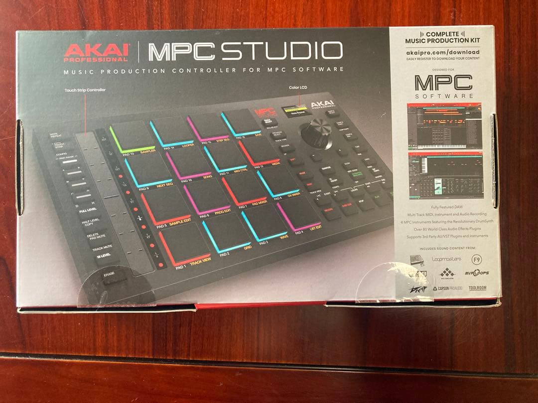 AKAI MPC Studio 箱あり　未使用