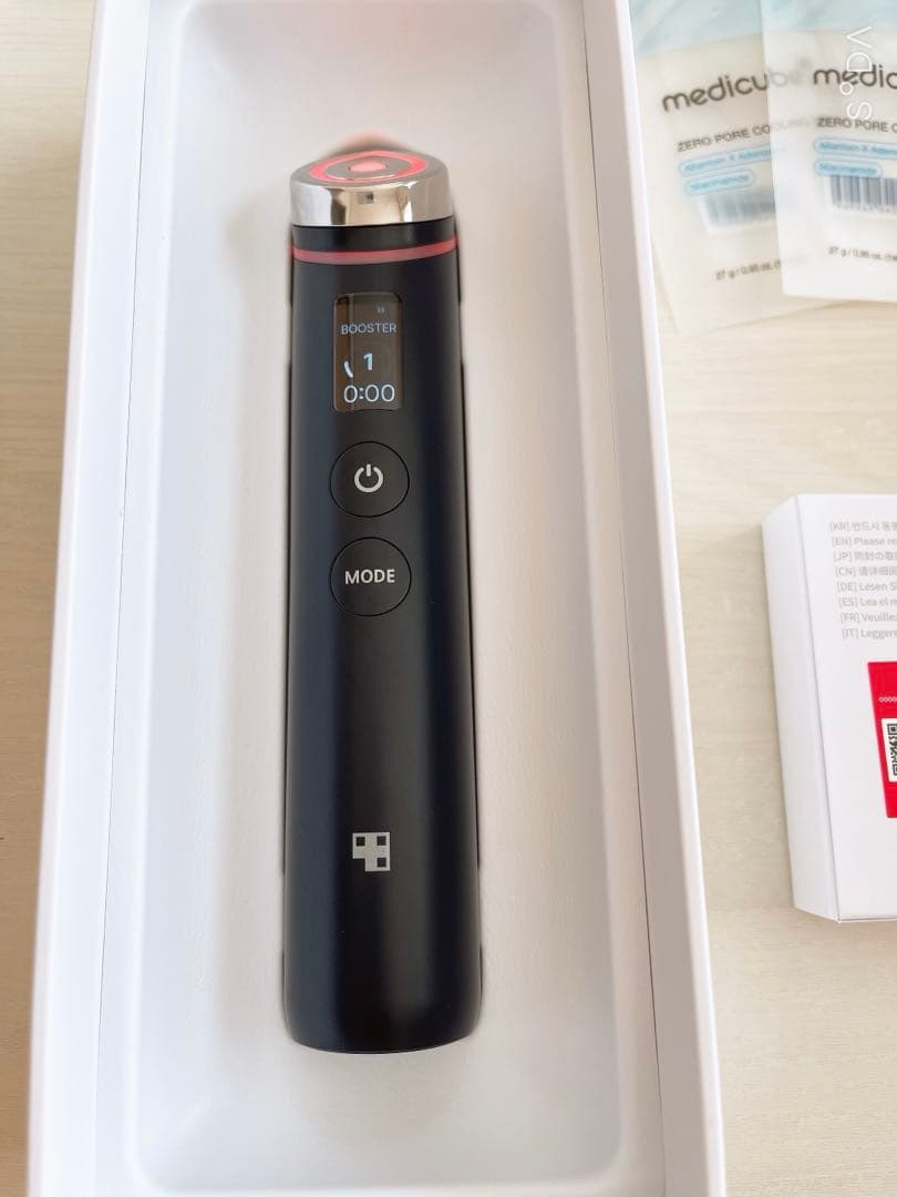 medicube Booster Pro 美顔器 メディキューブ おまけつき