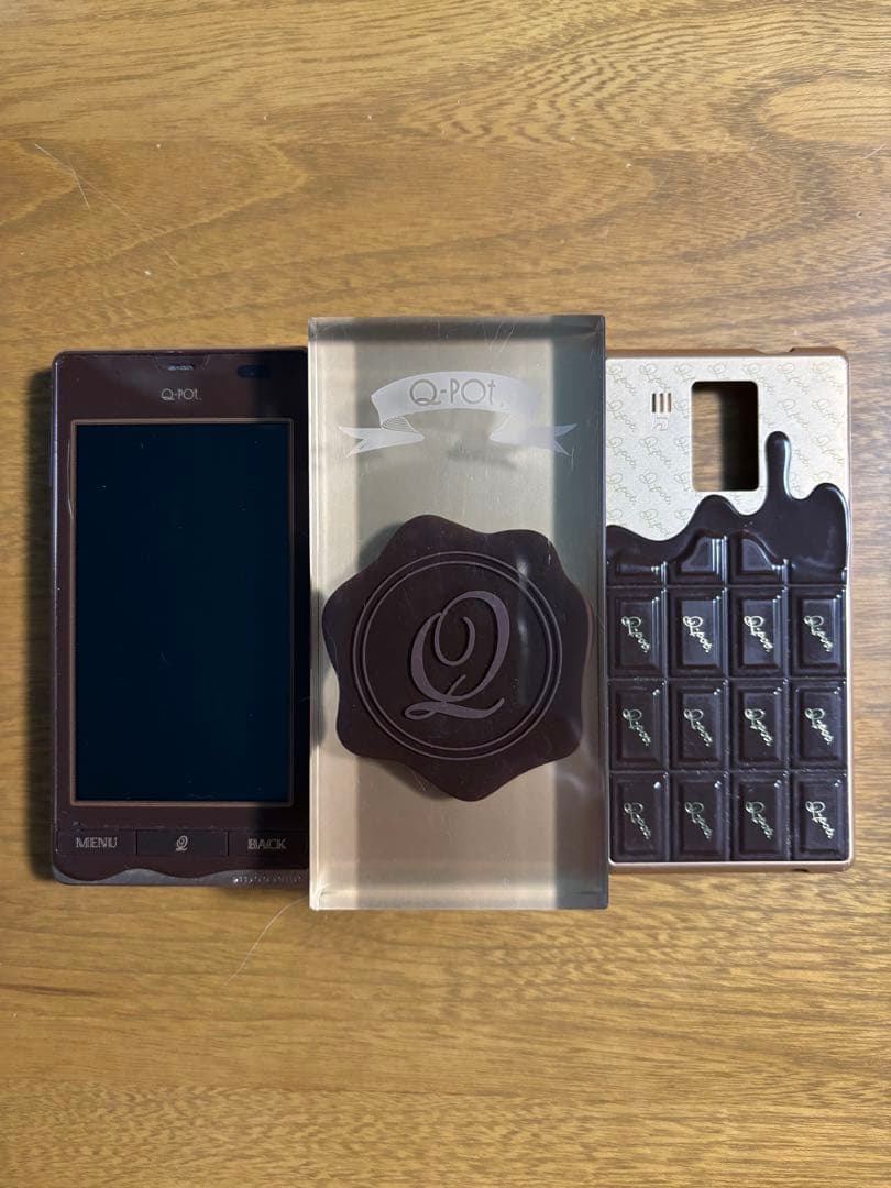 Q-pot.スマートフォン　チョコレート