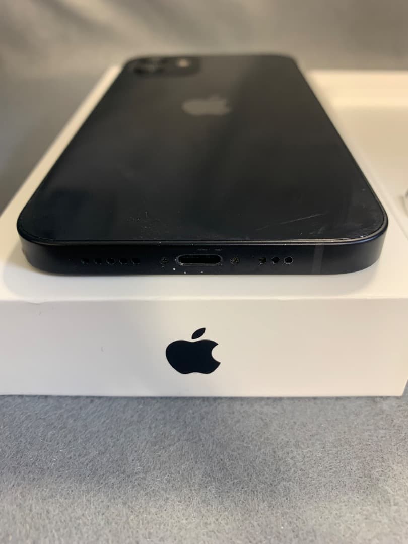 超美品　国内版　SIMフリー　iPhone12 128GB　ブルー色