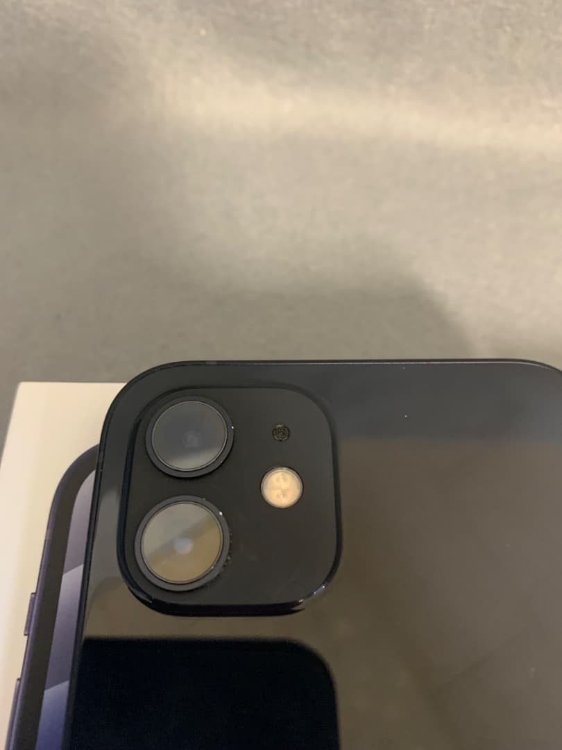 超美品　国内版　SIMフリー　iPhone12 128GB　ブルー色