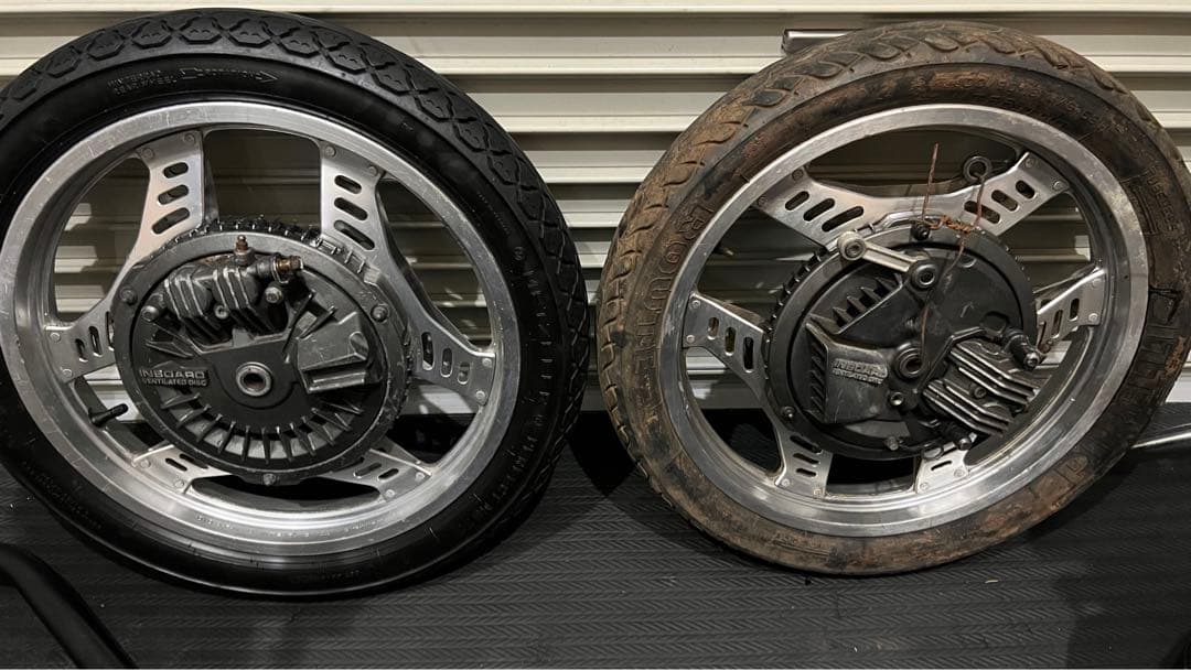 【さらに大幅値下げ！】CBX400F 純正ホイールセット