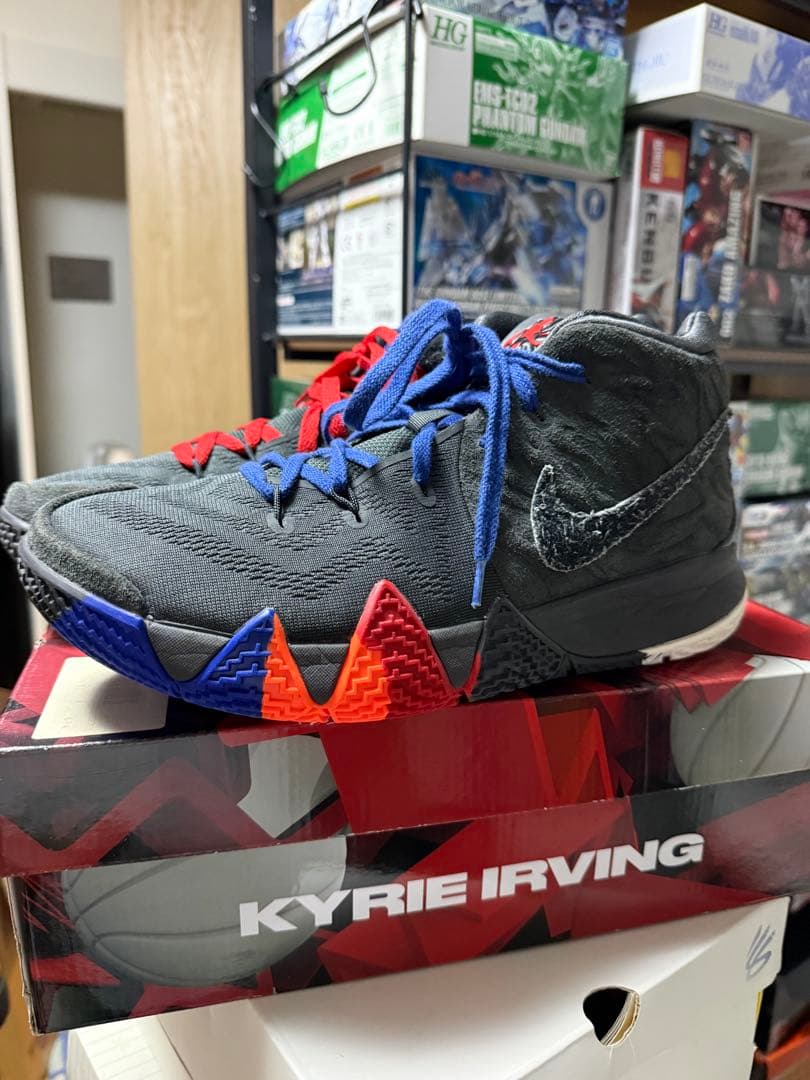 ナイキ カイリー4 “イヤー・オブ・ザ・モンキー”