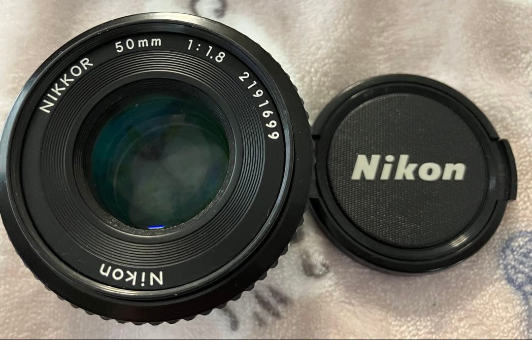NIKKOR 50mm f/1.8 レンズ