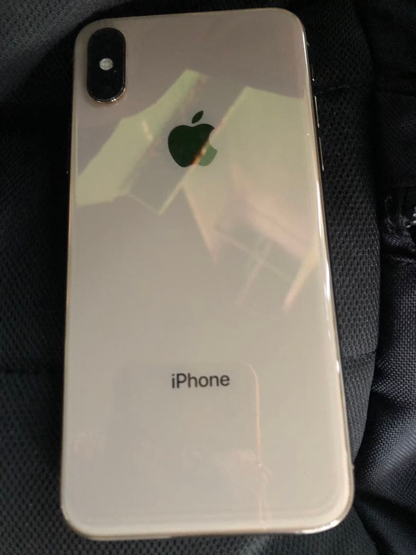 携帯電話本体 Apple iPhone Xs 64GB