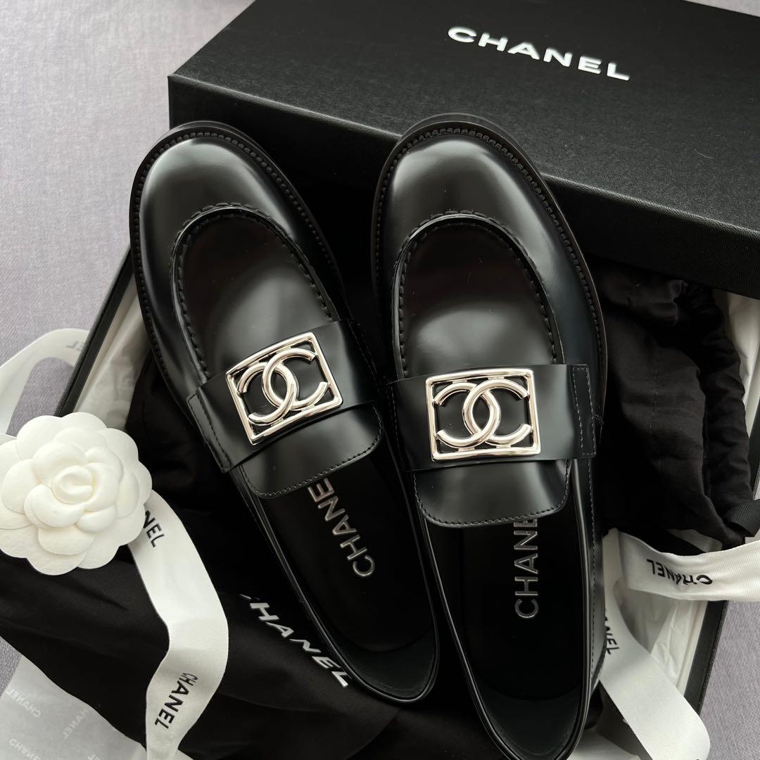 【CHANEL】ブラック ローファー シルバー金具★37.5