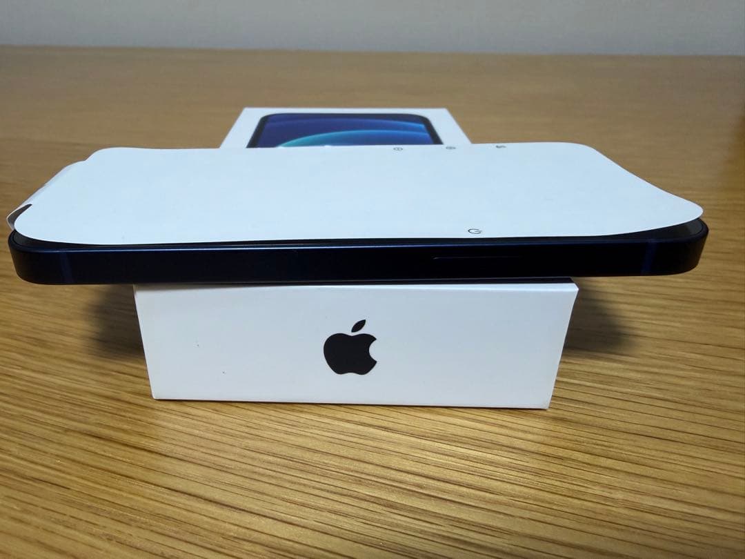 Apple iPhone 12 mini 本体 SIMフリー　箱付属品付き