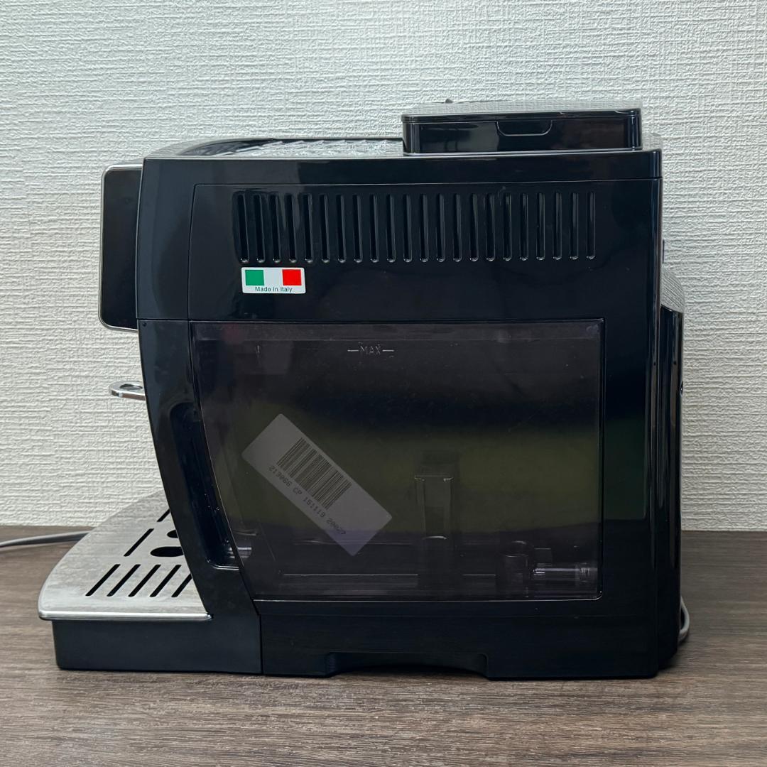 デロンギ マグニフィカS ECAM23120B エスプレッソマシン