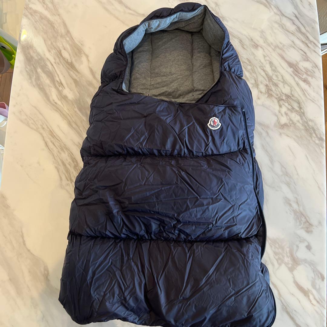 モンクレールダウン　ネイビー　フード付きネイビーおくるみ・ブランケット