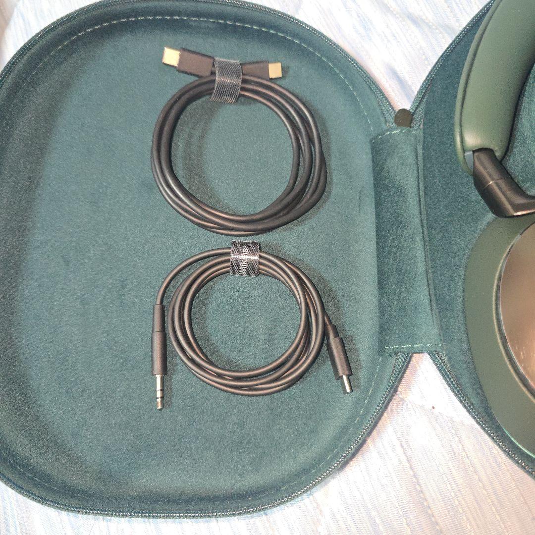 と*ん様 ほぼ新品Bowers & Wilkins Px8 ダークフォレスト