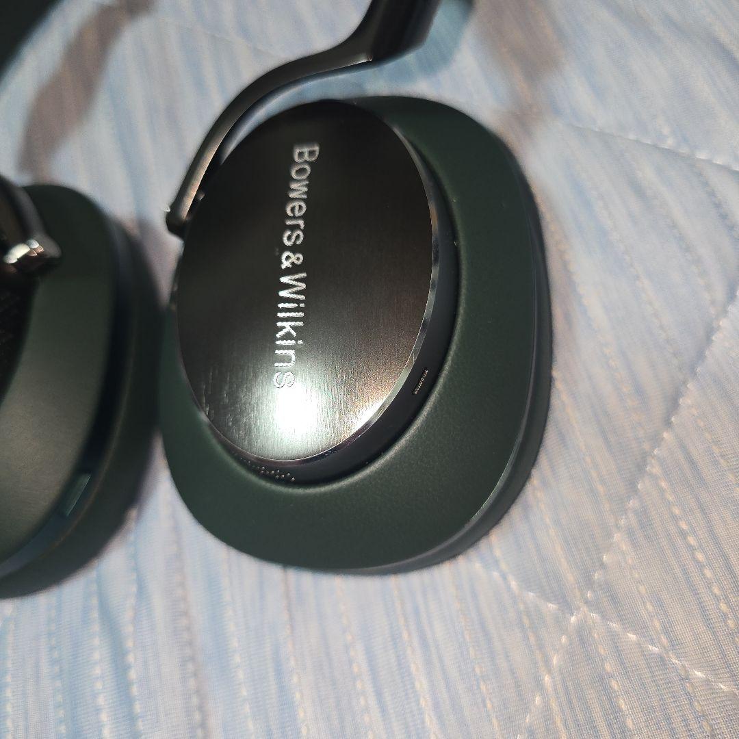と*ん様 ほぼ新品Bowers & Wilkins Px8 ダークフォレスト