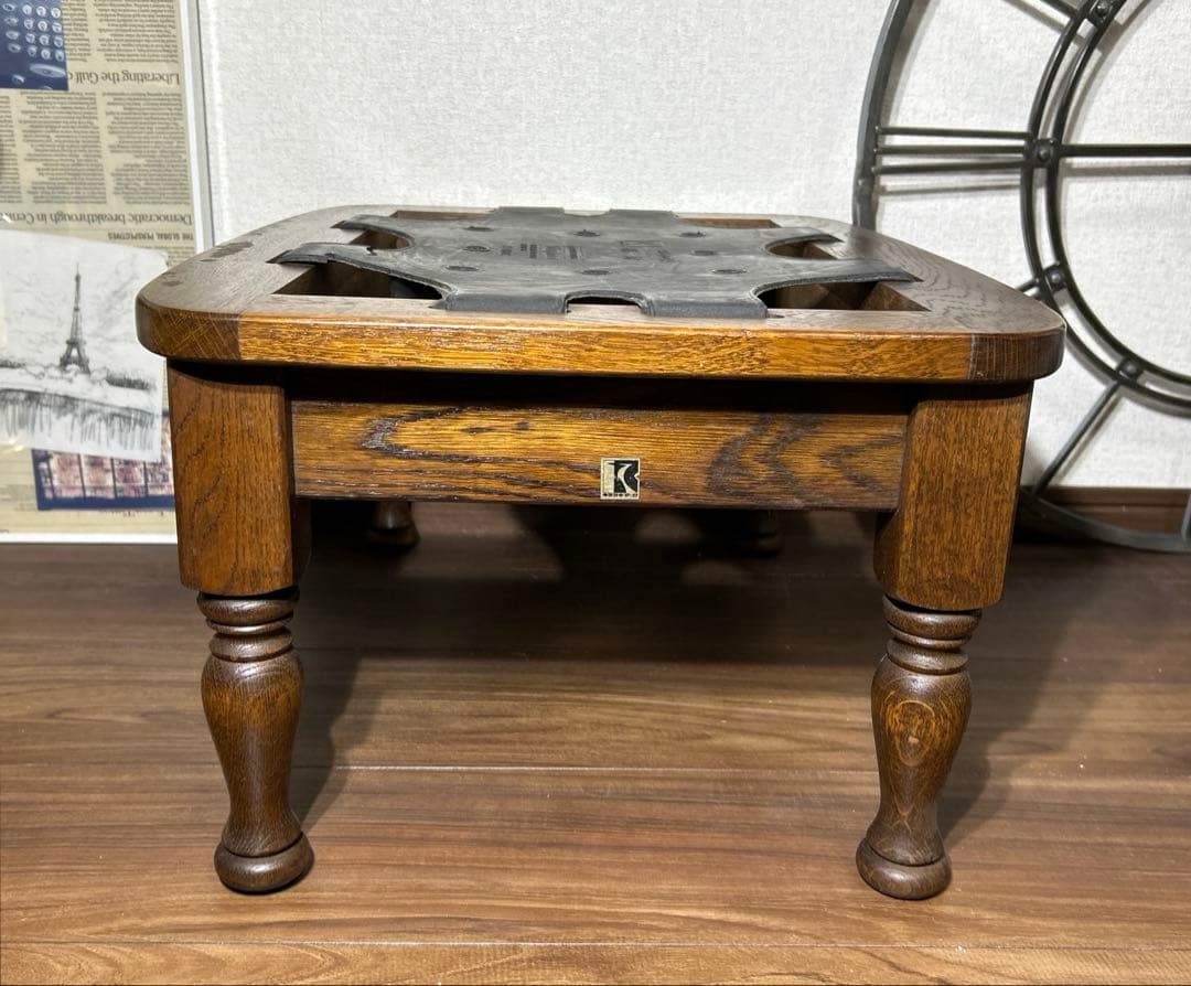 リラママ　飛驒産業　飛驒の家具　穂高　キツツキマーク　オットマン