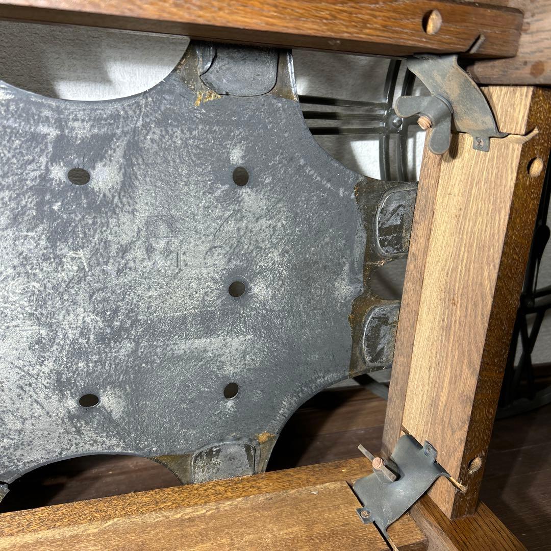 リラママ　飛驒産業　飛驒の家具　穂高　キツツキマーク　オットマン