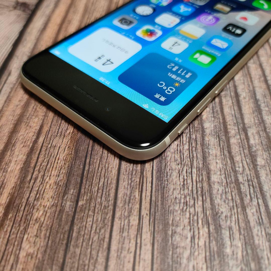 apple iPhone SE 第3世代 SIMフリー 64GB ホワイト 美品