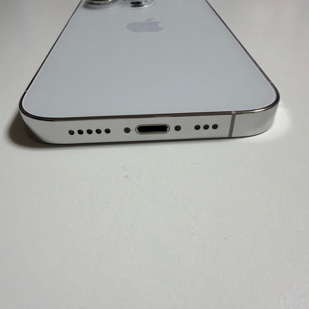 iPhone14pro 512g シルバー　SIMフリー　箱、充電器つき　美品