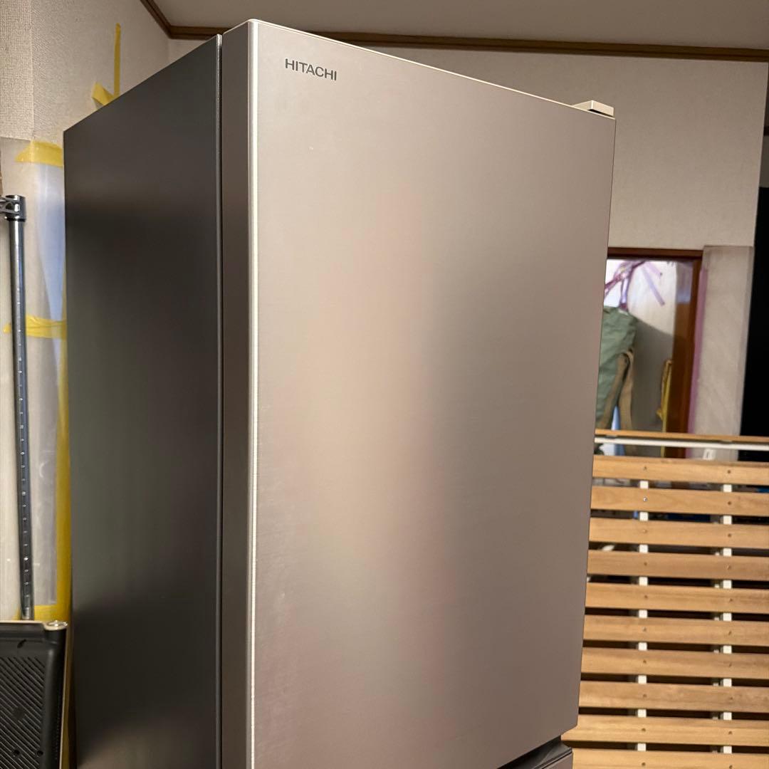 青いアバターさま専用‼️‼️‼️ 日立 3ドア冷蔵庫 シルバー R-V32KV（N）