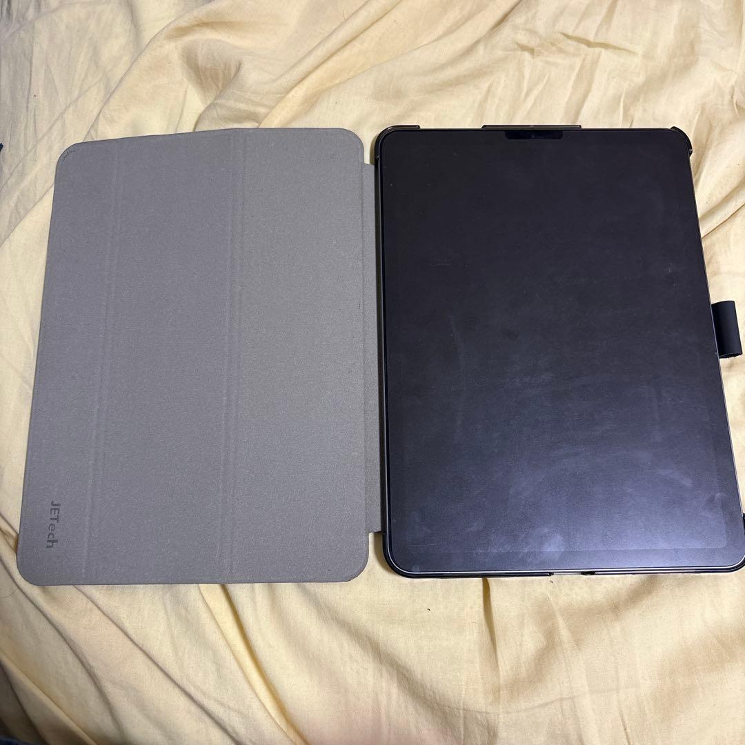 TJ専用　Apple iPad Air (第5世代) M1 カバー、フィルム付き