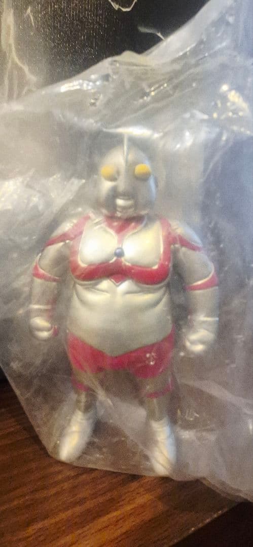 帰ってくるな!!デブトラマン 新品未開封4体セットウルトラマン デブ 太ってる