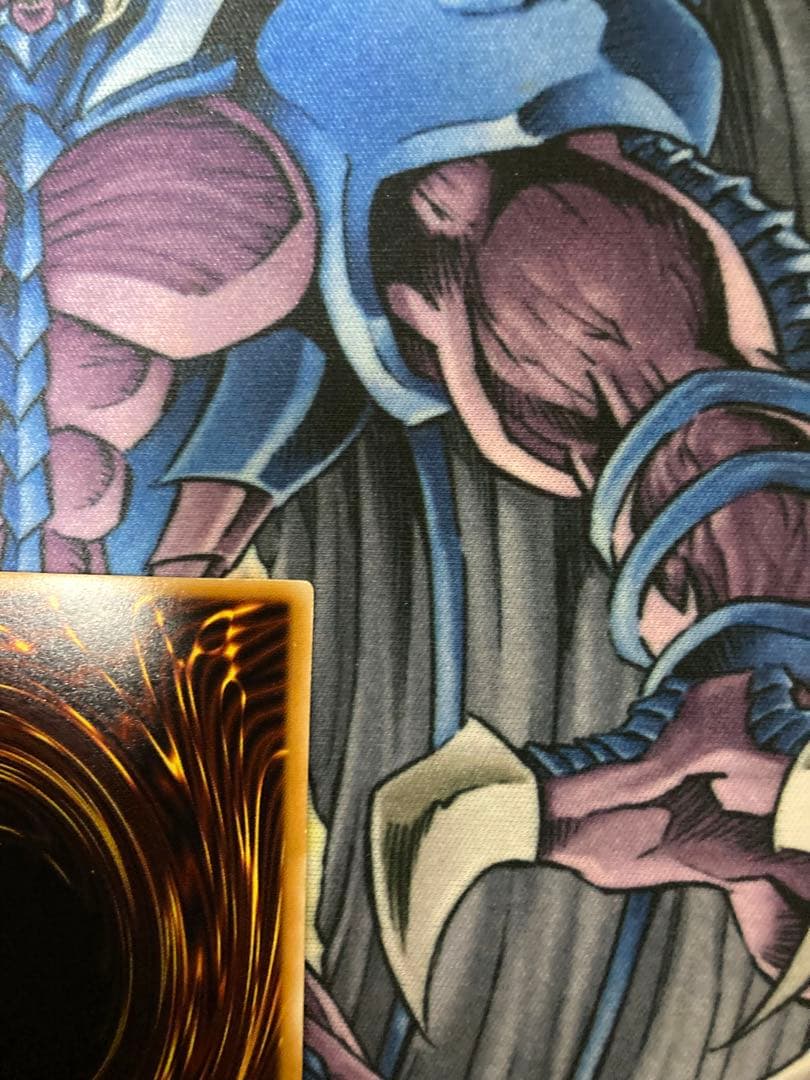 遊戯王 仮面魔獣マスクドヘルレイザー レリーフ　ローダー付き