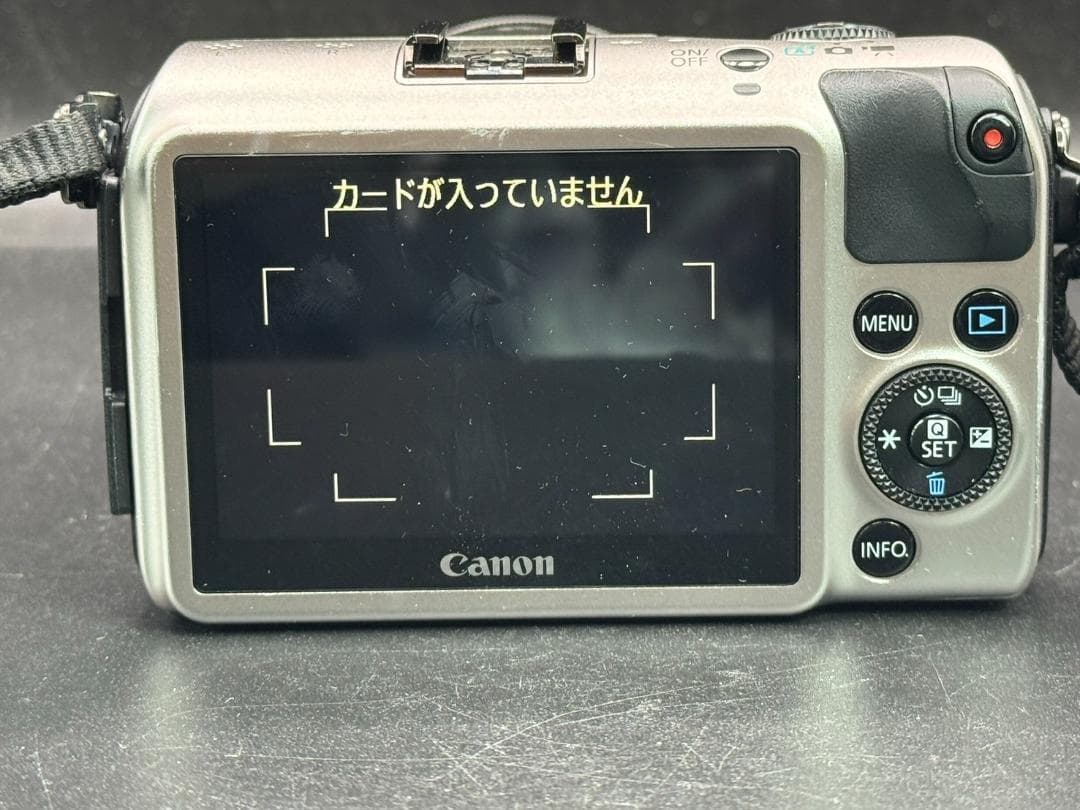 Canon キャノン EOS M ミラーレスデジタル一眼カメラ DS126391