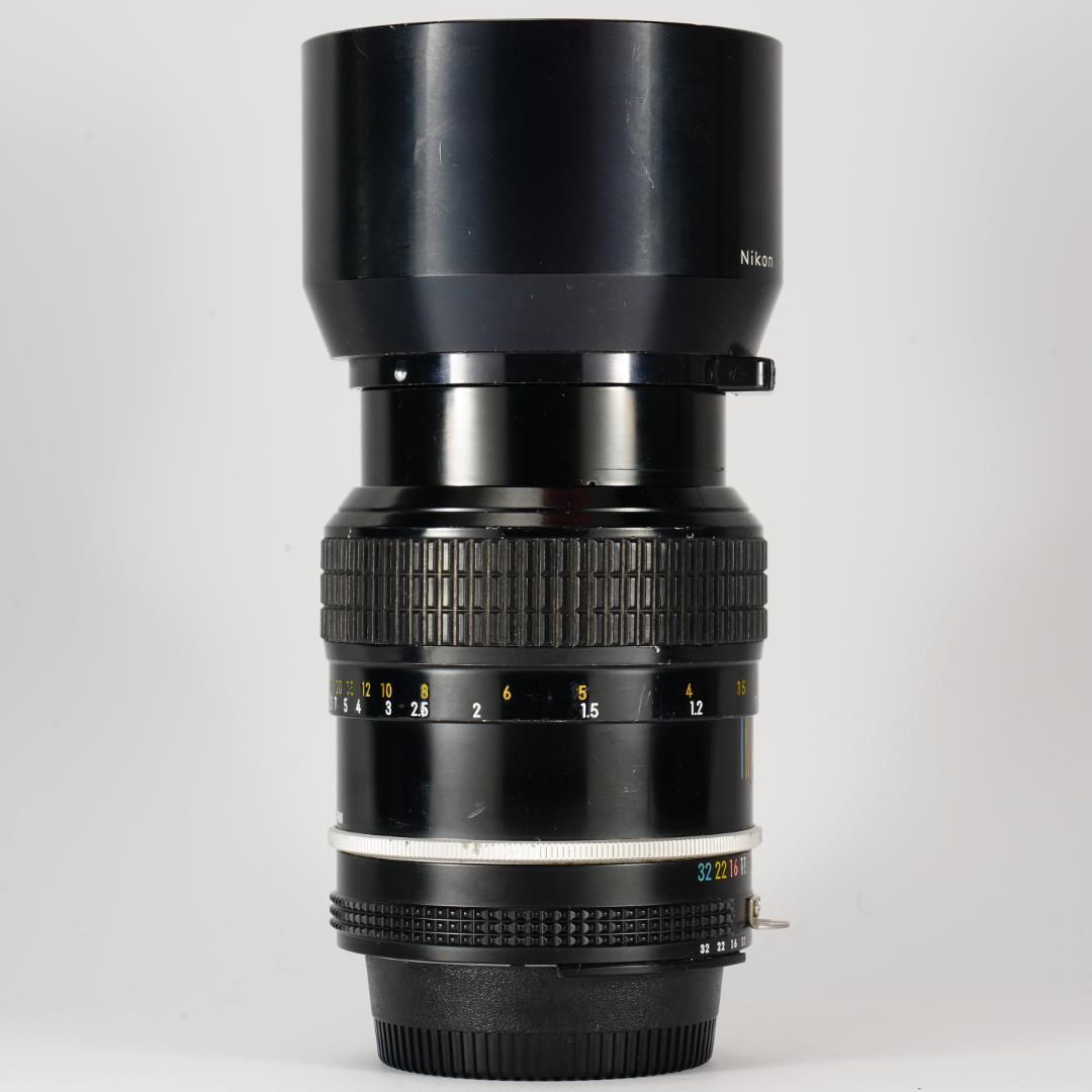 自然な光をそのまま Nikon Ai Nikkor 105mm F2.5