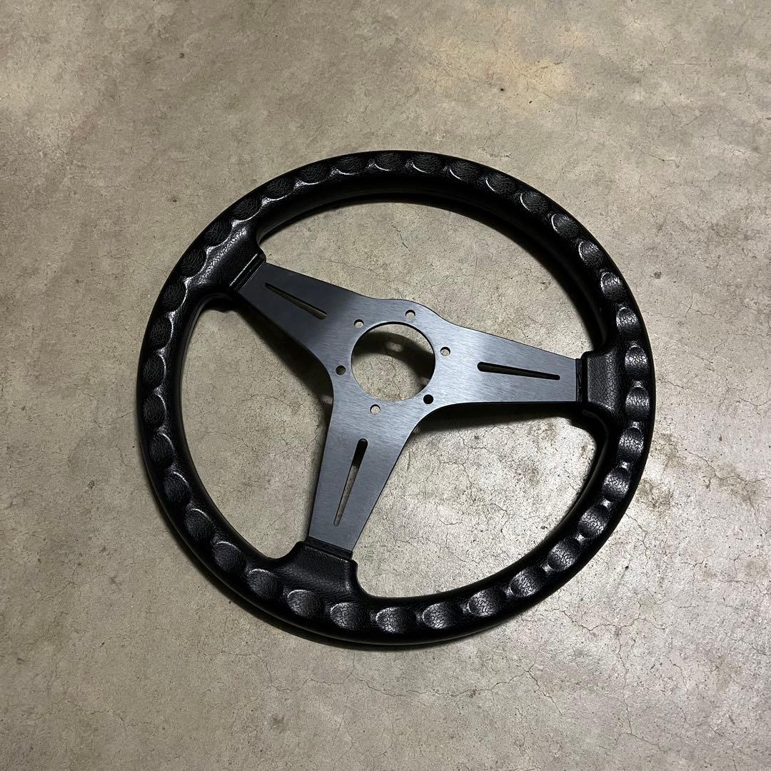 momoステアリング350mm