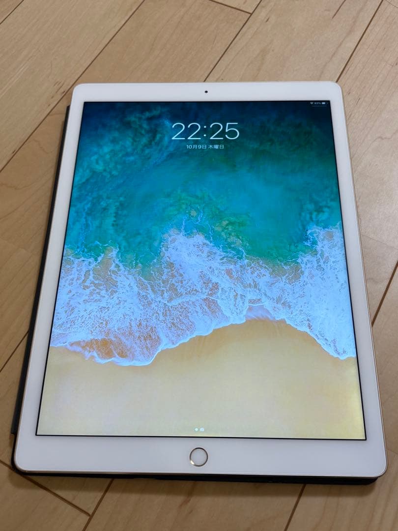iPad Pro 12.9 32GB 純正キーボードケース付き　ジャンク品