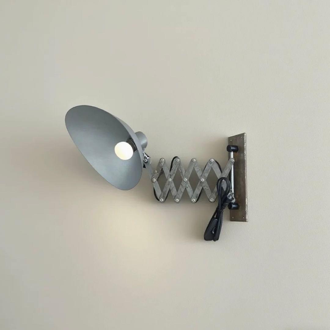 壁掛けシザーランプ メタルシザーブラケットランプ 壁用照明　コンセント式　伸縮