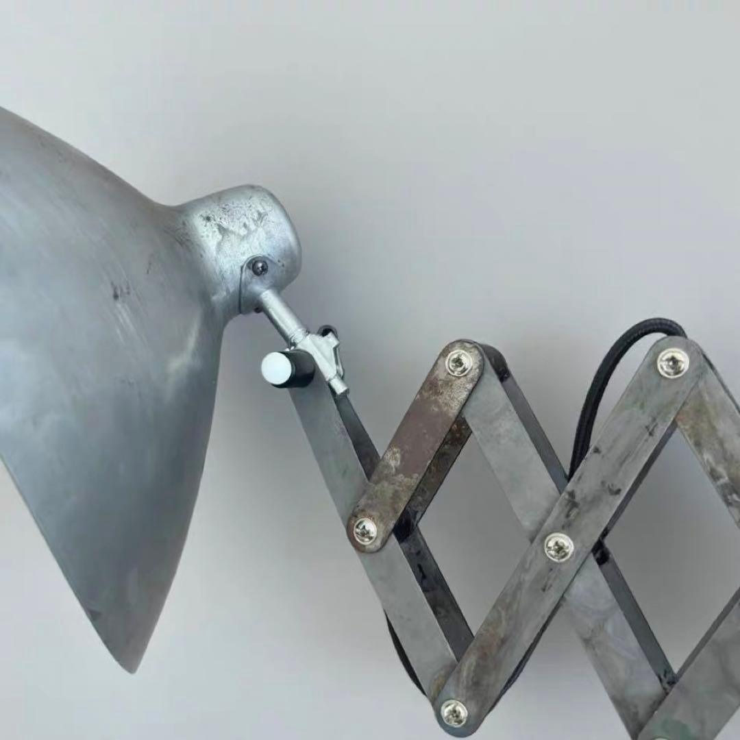 壁掛けシザーランプ メタルシザーブラケットランプ 壁用照明　コンセント式　伸縮